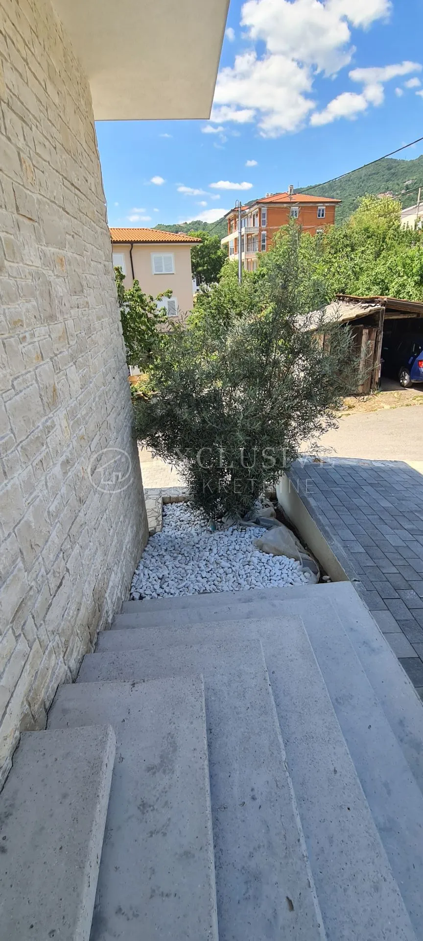 opatija-pobri-villa sa vlastitim bazenom i garažom - slika 9