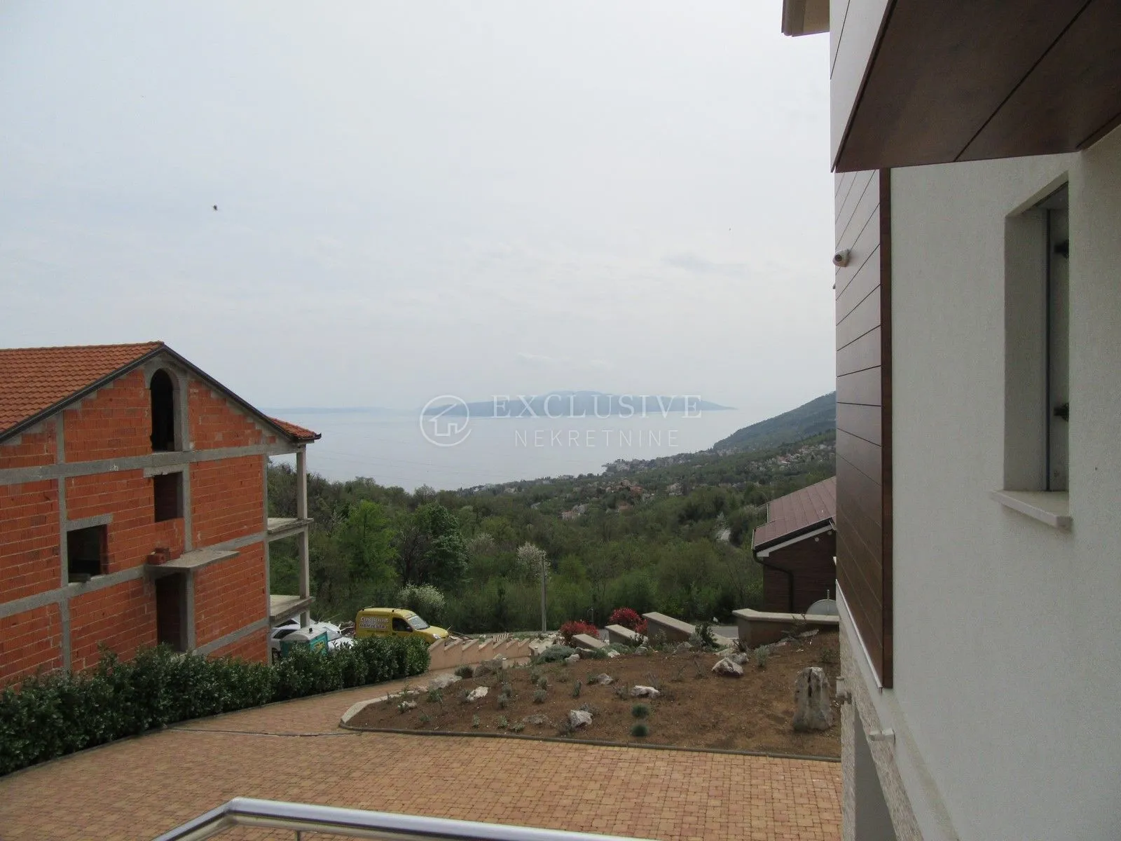 opatija-poljane-prekrasna obiteljska villa sa bazeom i video nadzorom- - slika 9