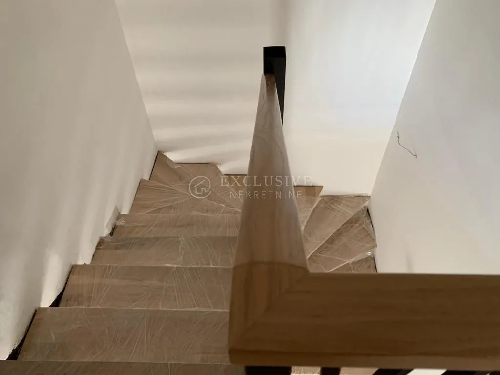 opatija-bliža okolica-penthouse od 171m2 u novoj luxsuznoj vili - slika 24