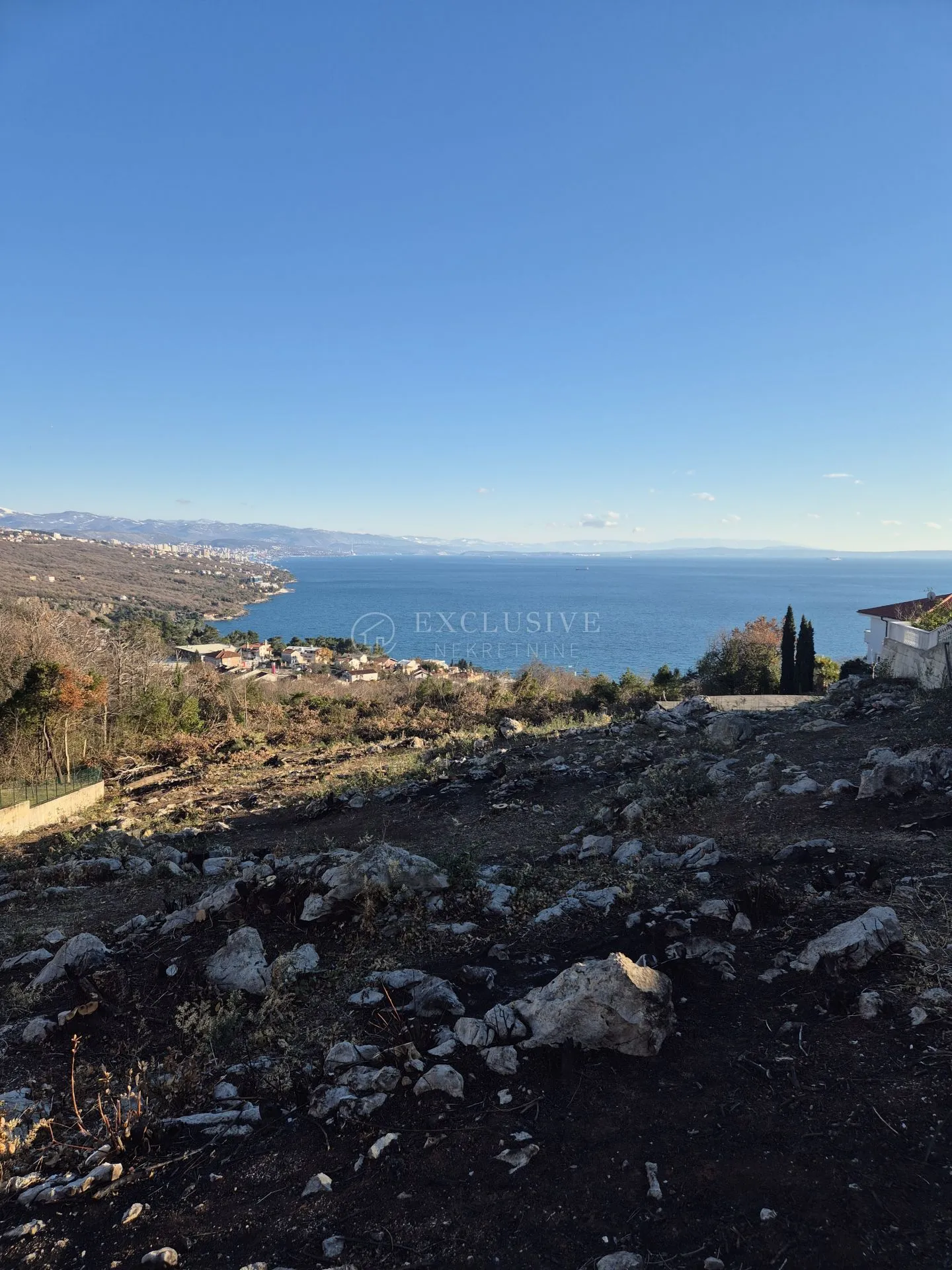 opatija, gornja cesta, građevinsko zemljište 2300 m2 sa pogledom na more - slika 2