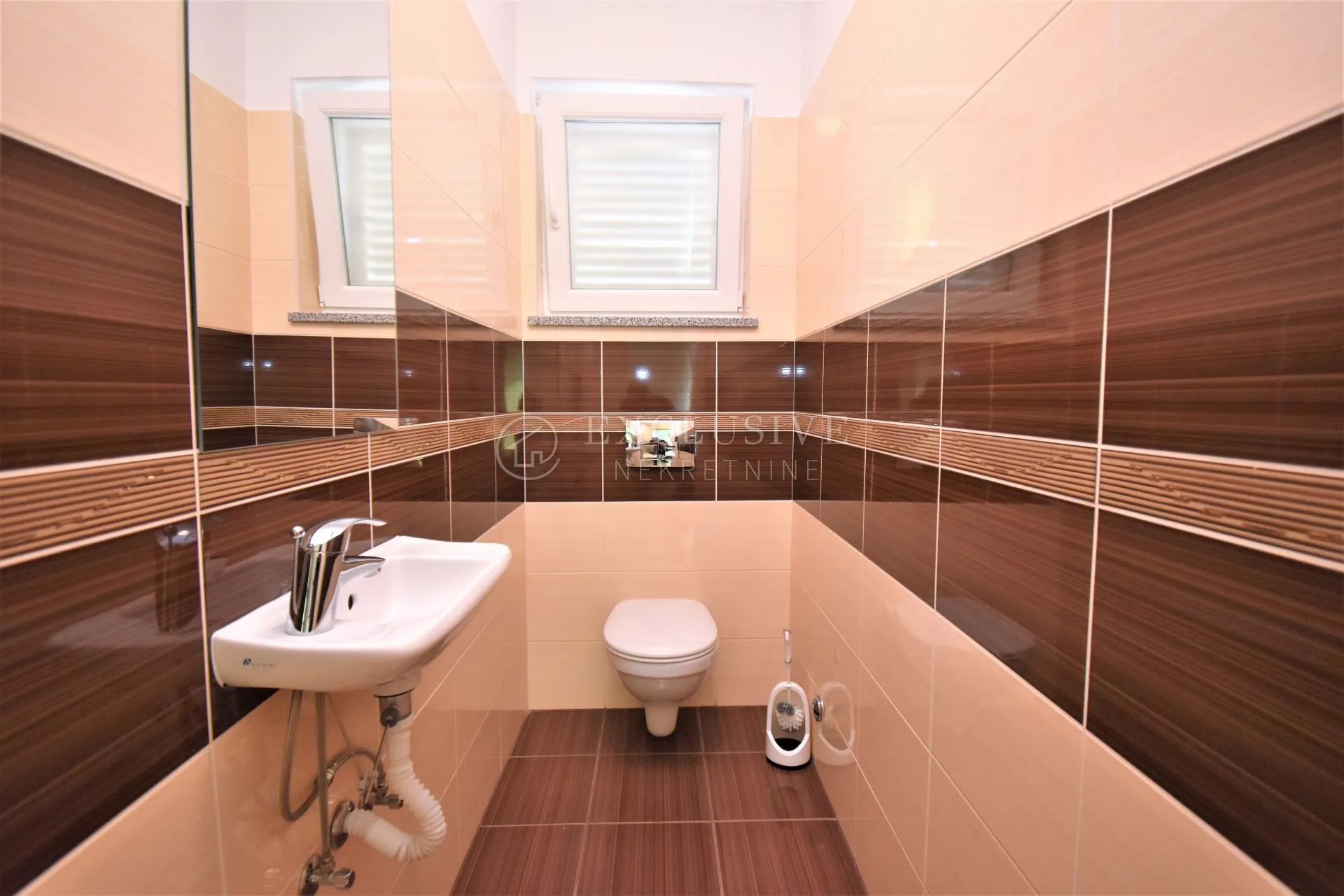 novi vinodolski, smokvica krmpotska - predivan apartman u 3. redu od mora sa pogledom - slika 10