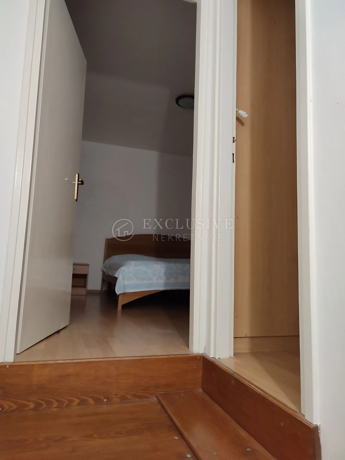 krk-jurandvor - dvoetažni apartman + zaseban apartman, terasa, vrt, parking - slika 34