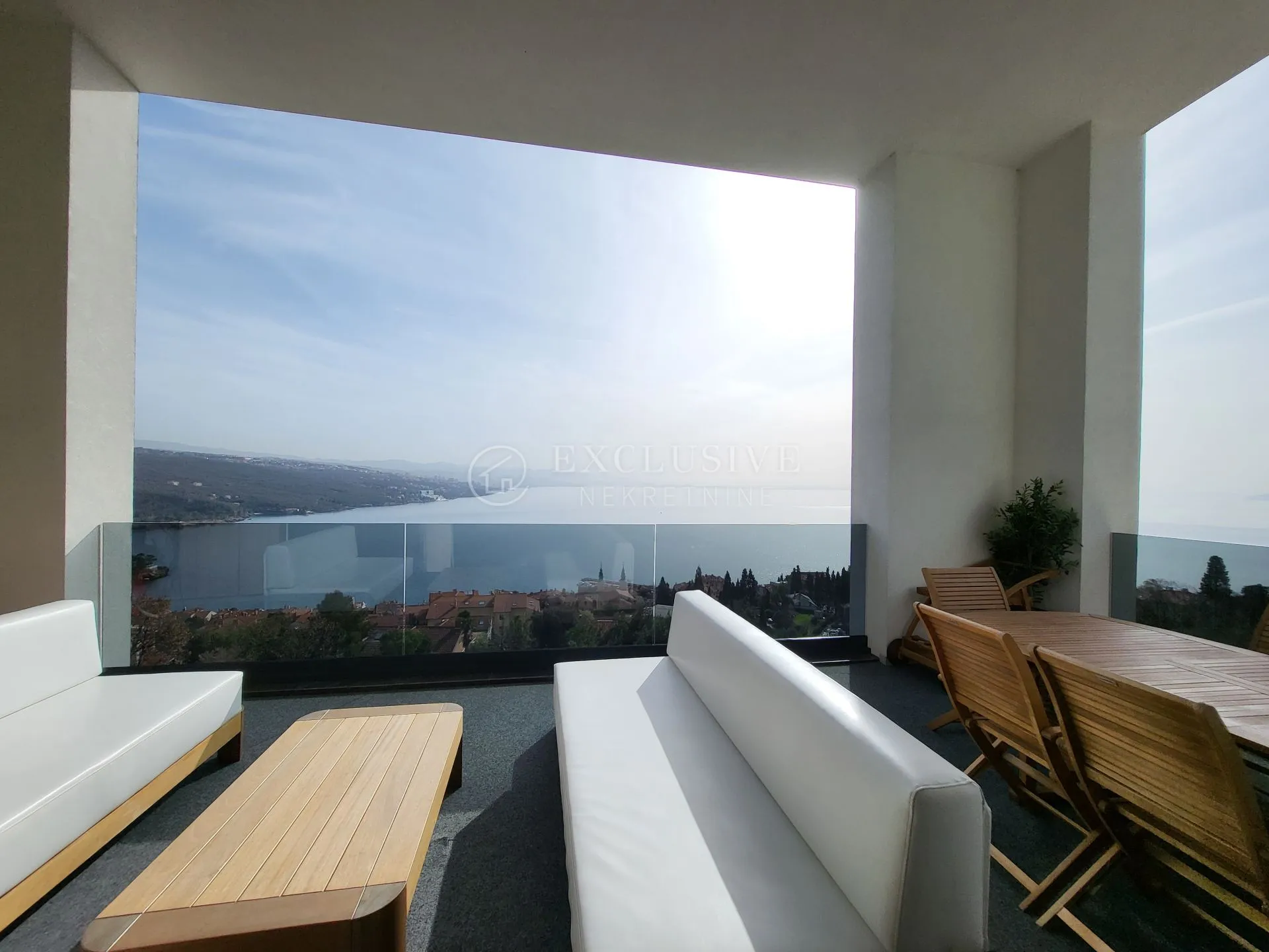 opatija - moderan i luksuzan dvoetažni penthouse s najljepšim pogledom na more - slika 54