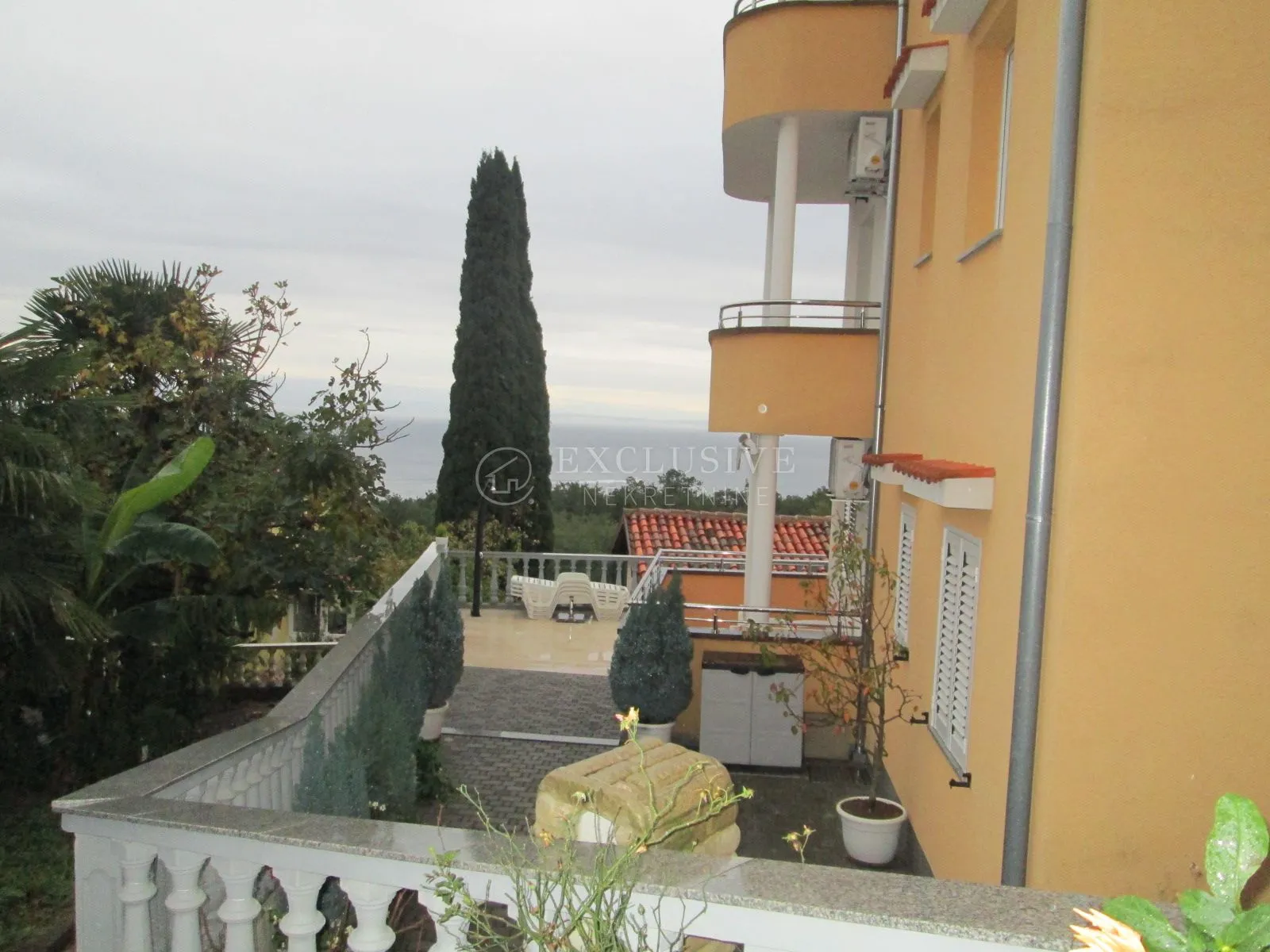opatija-okolica-ika-opric - nov i ugodan dvoetazni stan - slika 1