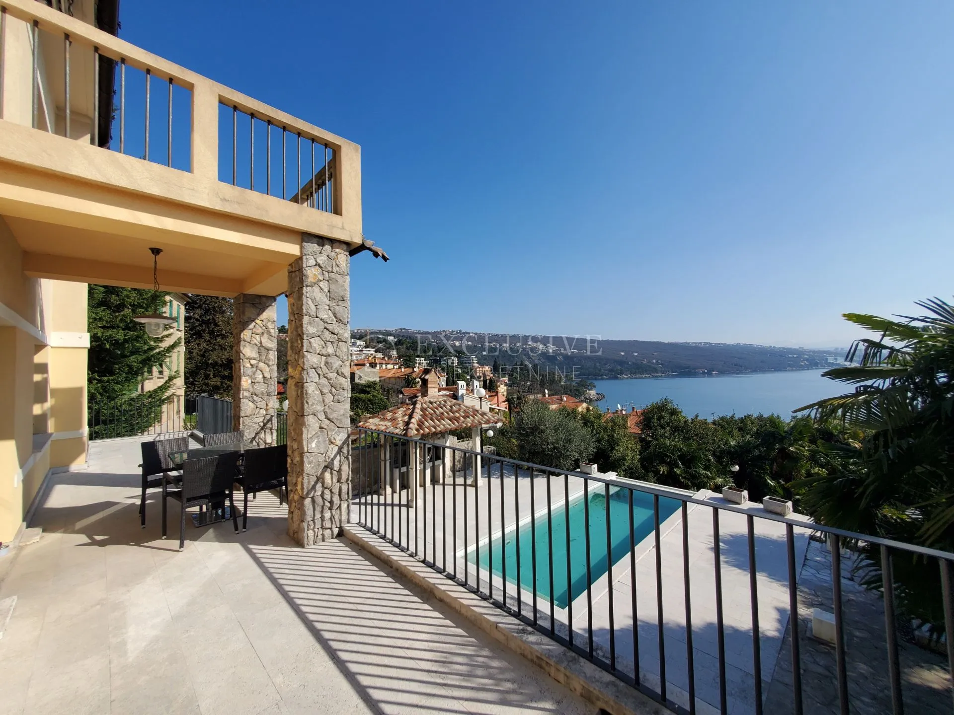 volosko villa s bazenom i lijepim vrtom- 150m od mora !! - slika 8