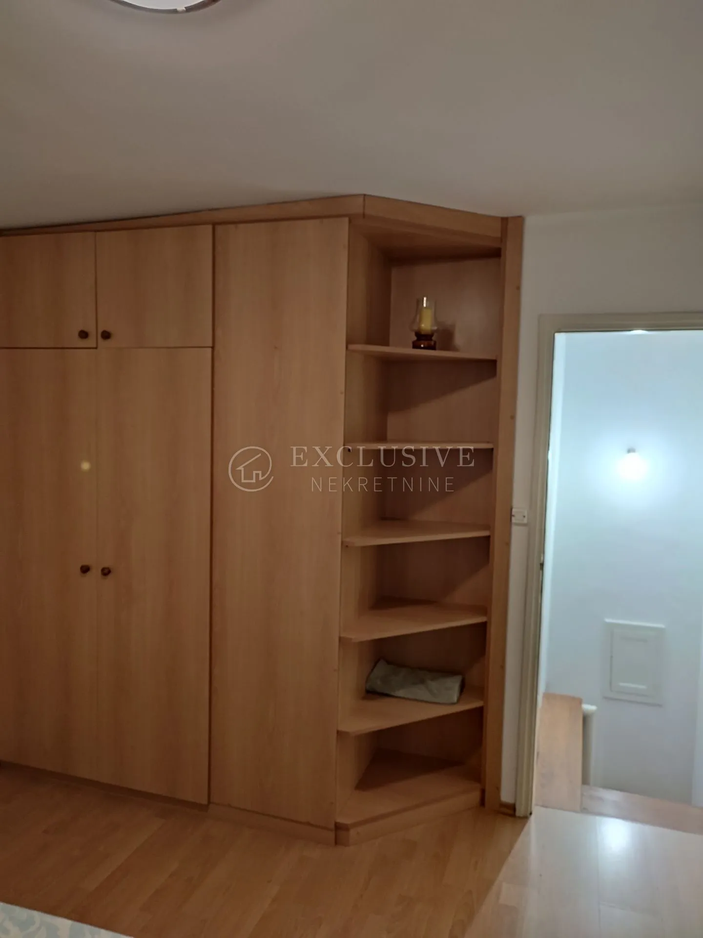 krk-jurandvor - dvoetažni apartman + zaseban apartman, terasa, vrt, parking - slika 28