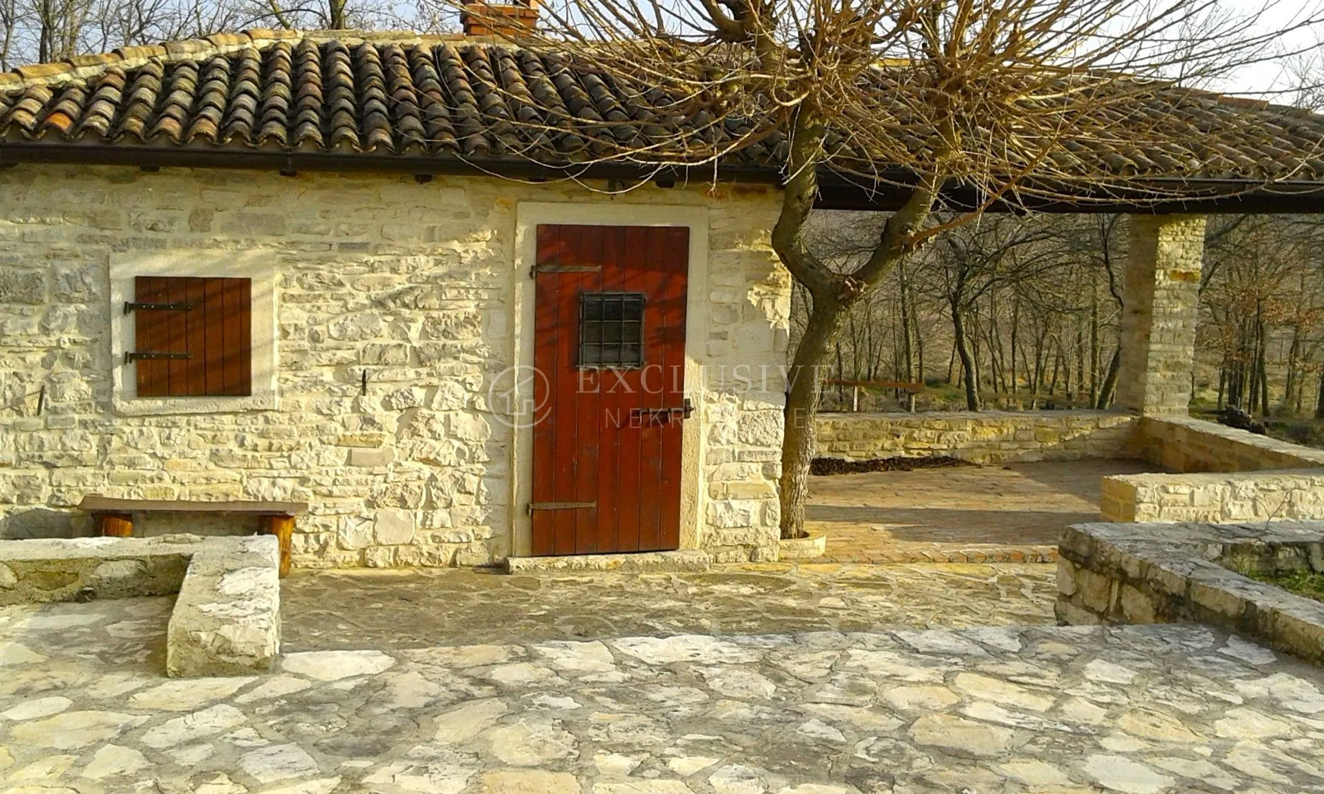 buje - posjed idealan za hotel ili agroturizam - slika 2