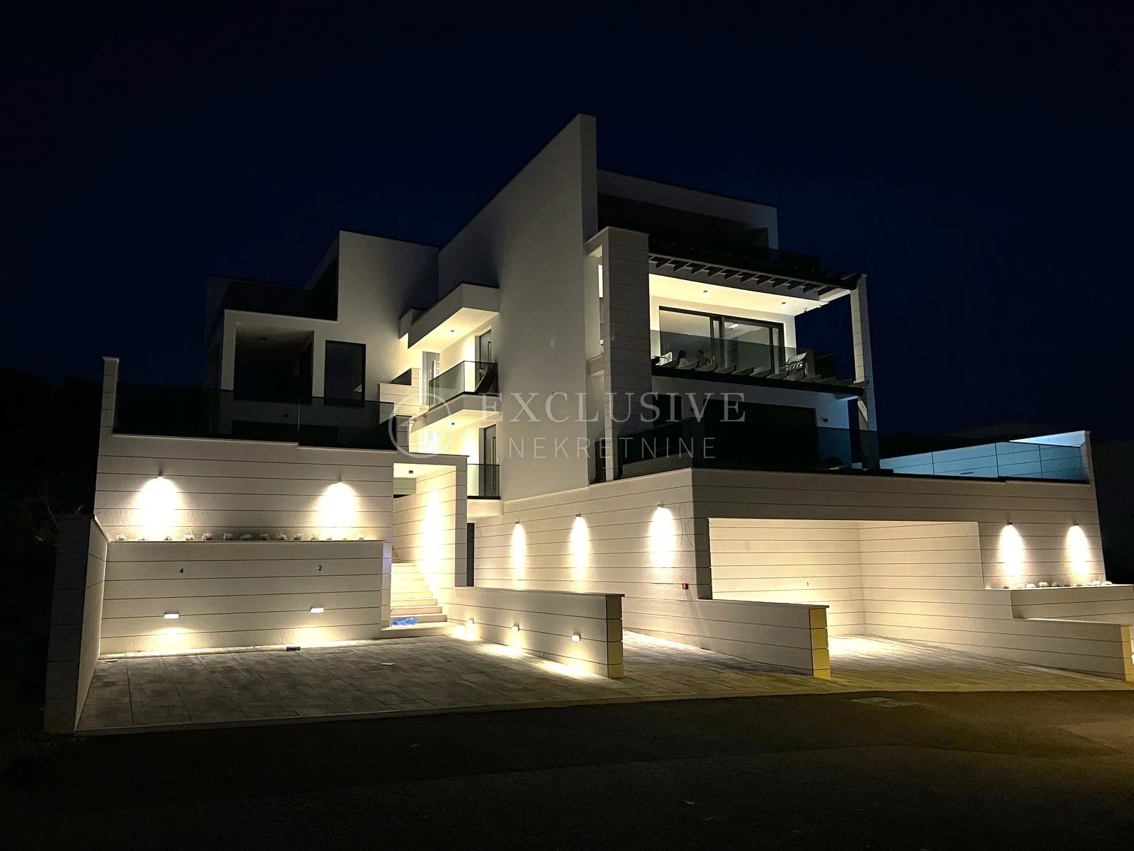crikvenica - luksuzni dvoetažni apartman u modernoj vili - slika 7