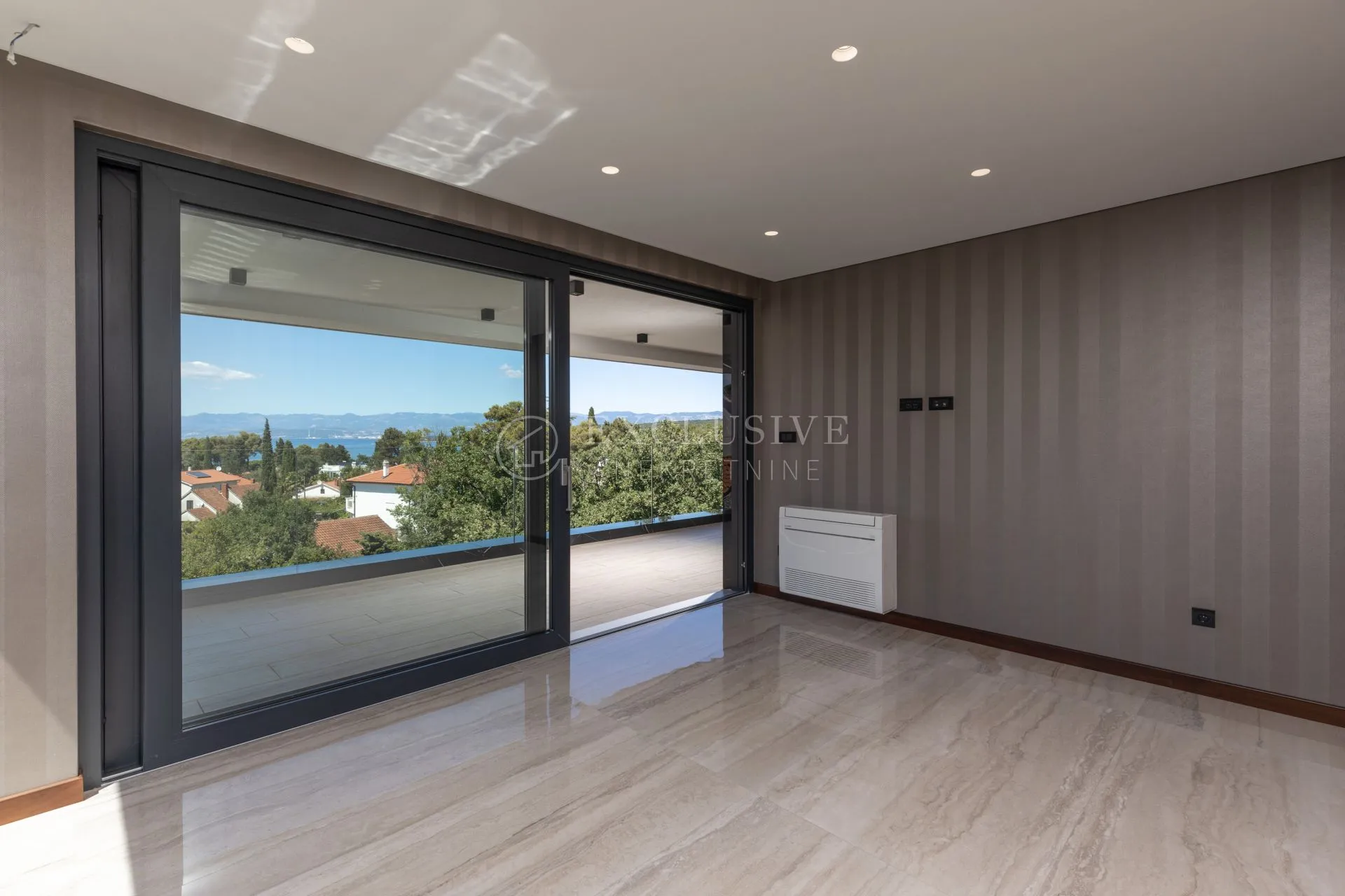 otok krk, malinska - luksuzni penthouse s vlastitim bazenom ! - slika 6