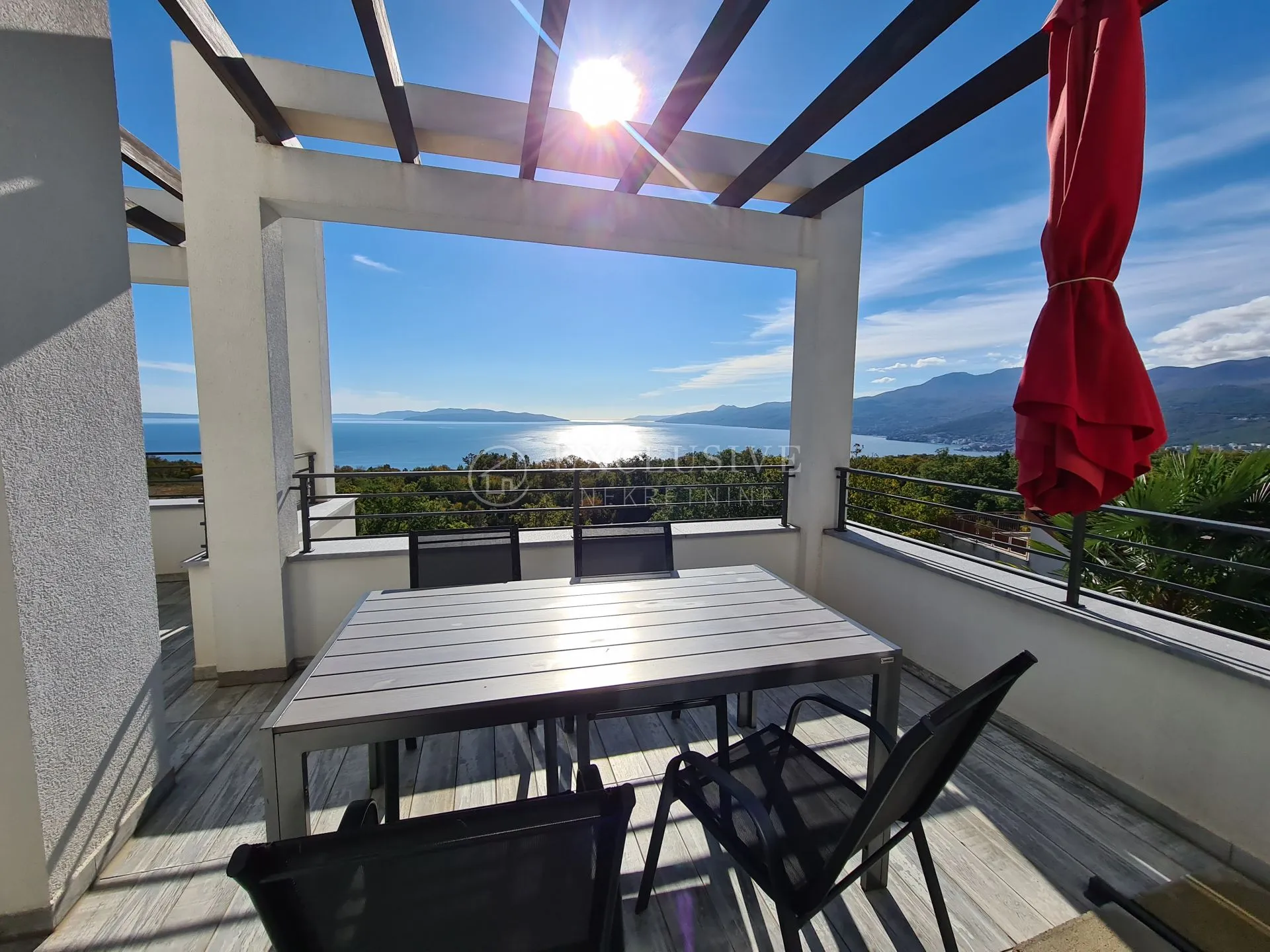 luksuzna villa sa bazenom i pogledom na cijeli kvarner !! !! - slika 33