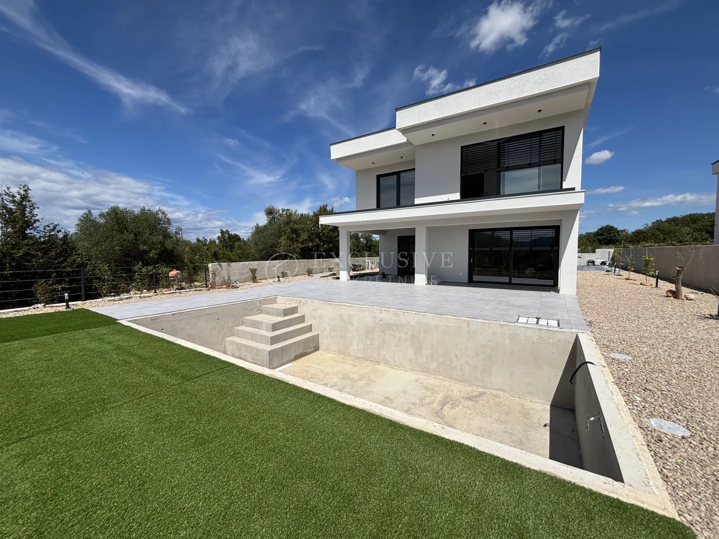 otok krk - samostojeća vila s pogledom na more - slika 20