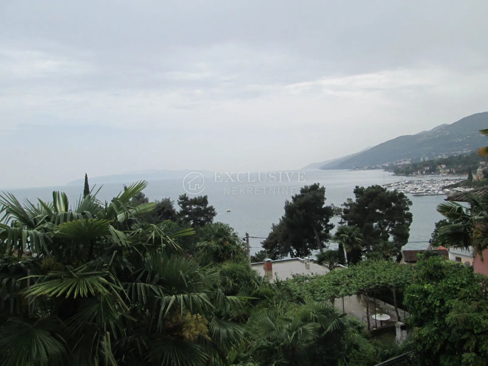 opatija-gospodski stan u villi - slika 34