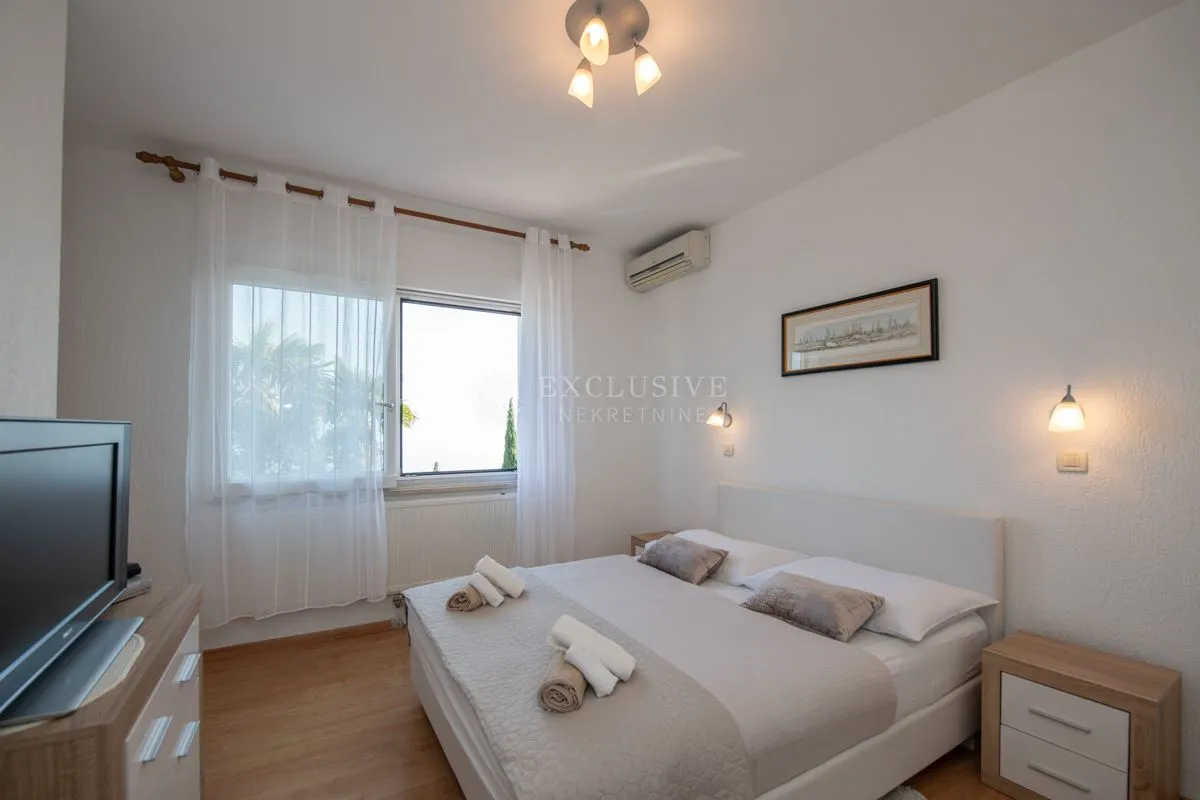 opatija - 140m2 stan 2.red od mora !! - slika 5