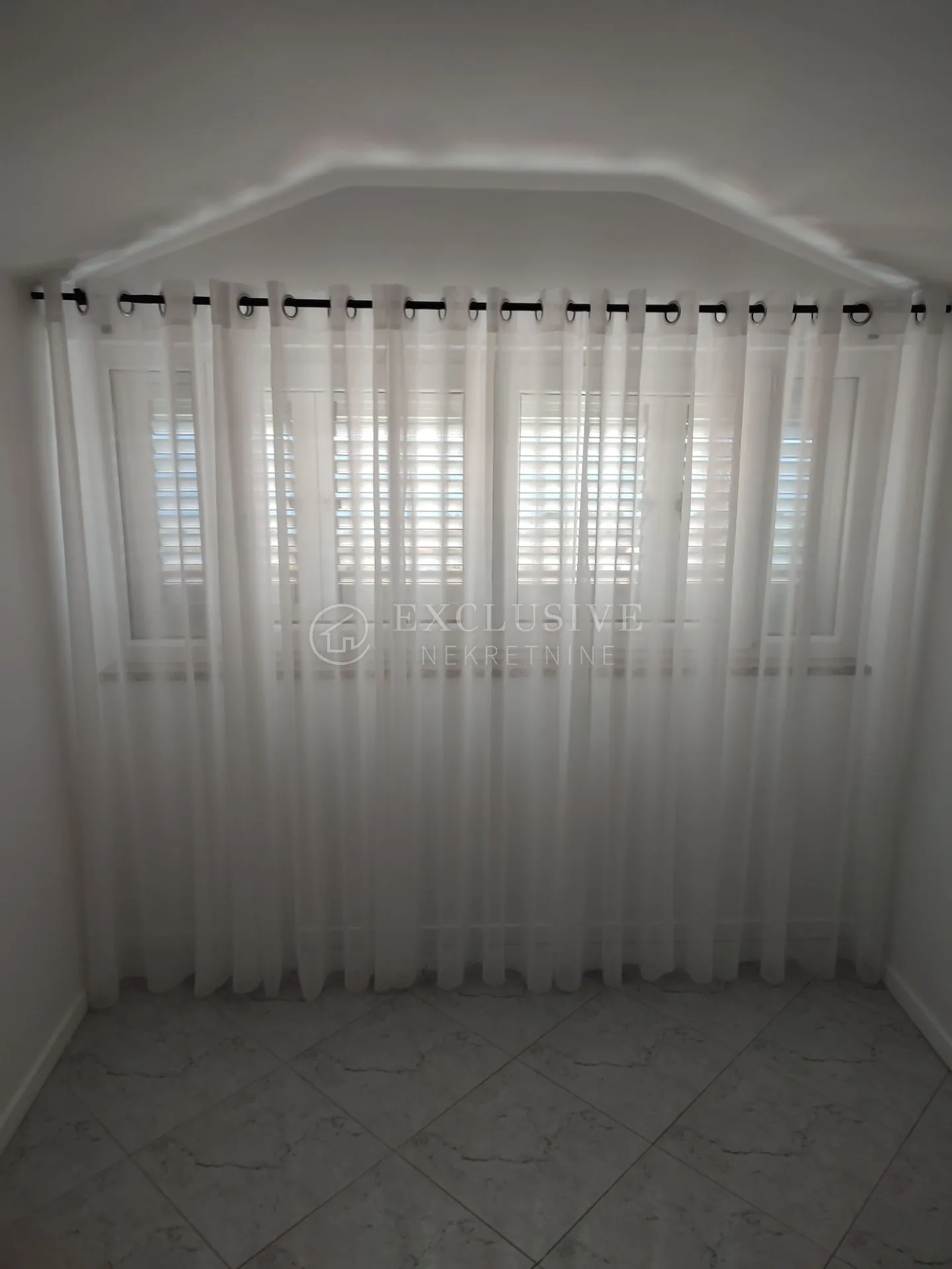 ika - oprić - dvoetažni apartman sa prekrasnim pogledom - slika 10