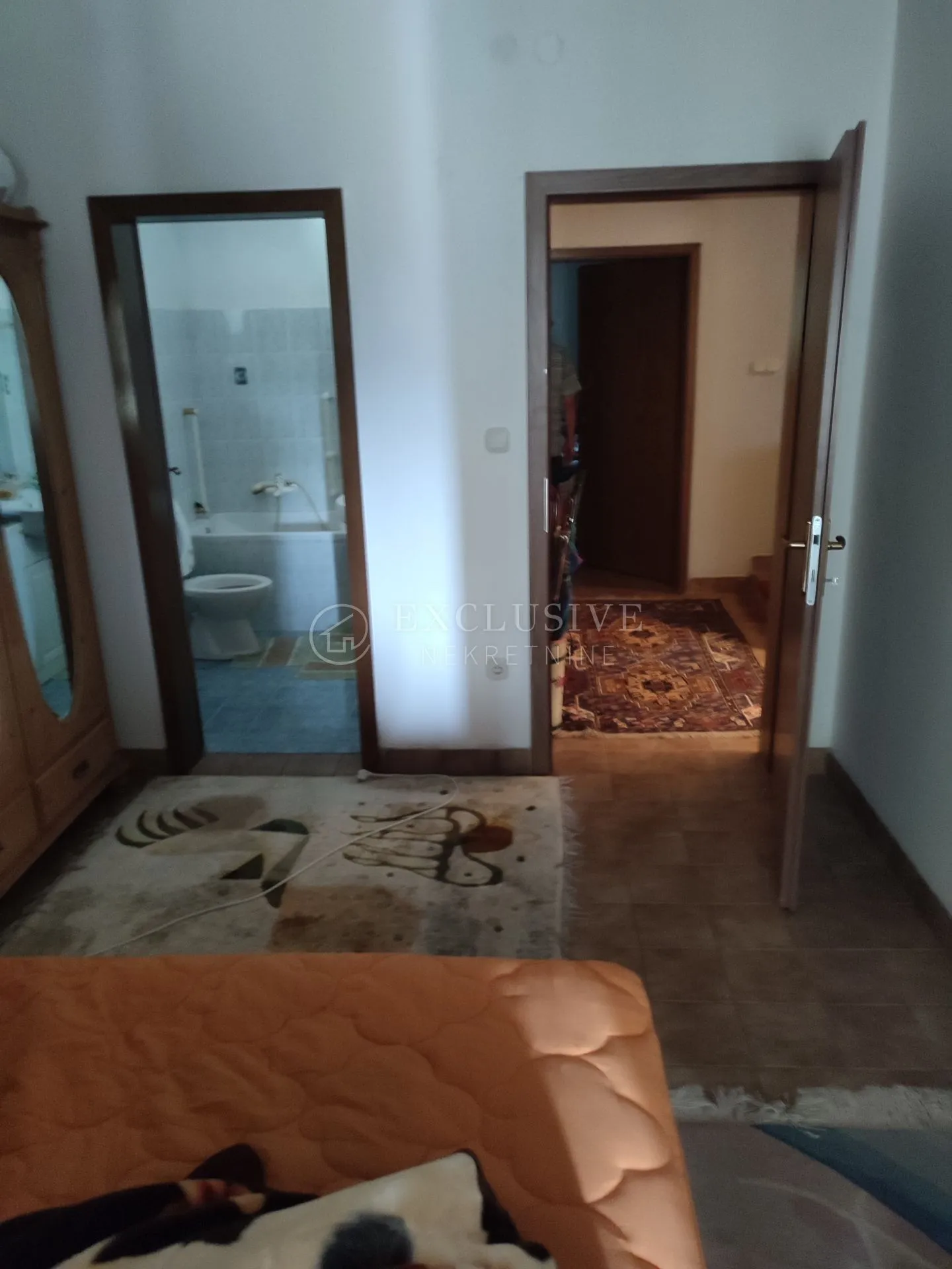 viškovo-dobra i prostrana kuća - slika 26