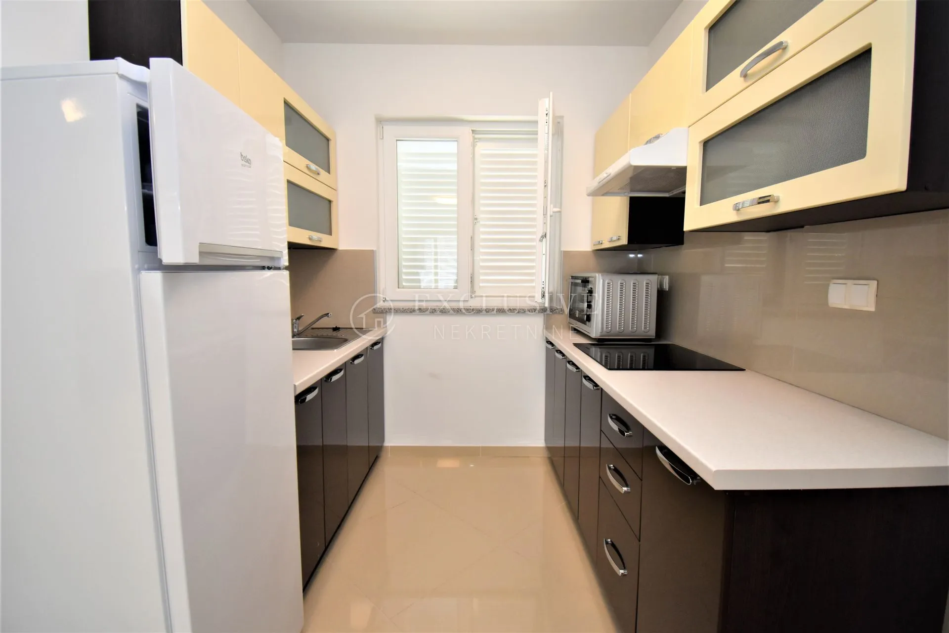 novi vinodolski, smokvica krmpotska - predivan apartman u 3. redu od mora sa pogledom - slika 6