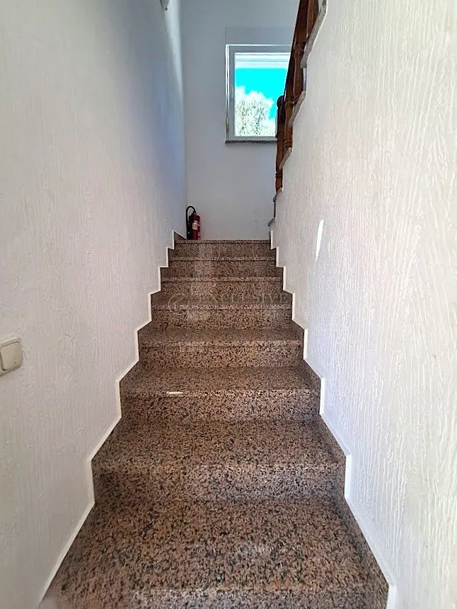crikvenica - dvojna kuća s bazenom - slika 17