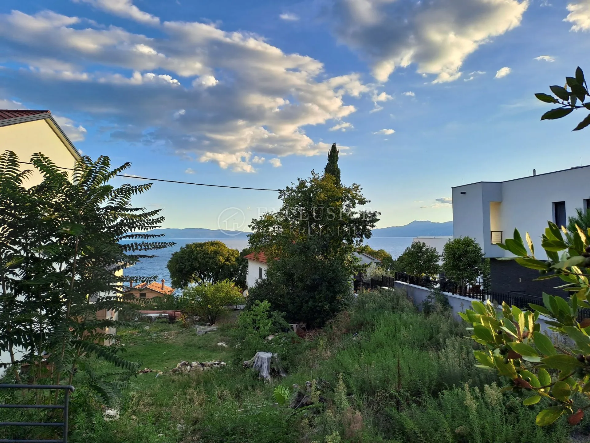 Kantrida, građevinsko zemljište 1100 m2 s otvorenim pogledom na more - Rijeka