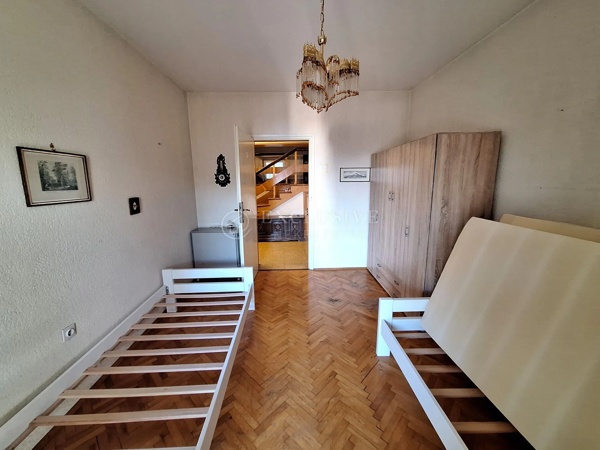 selce - vila na odličnoj lokaciji - slika 18