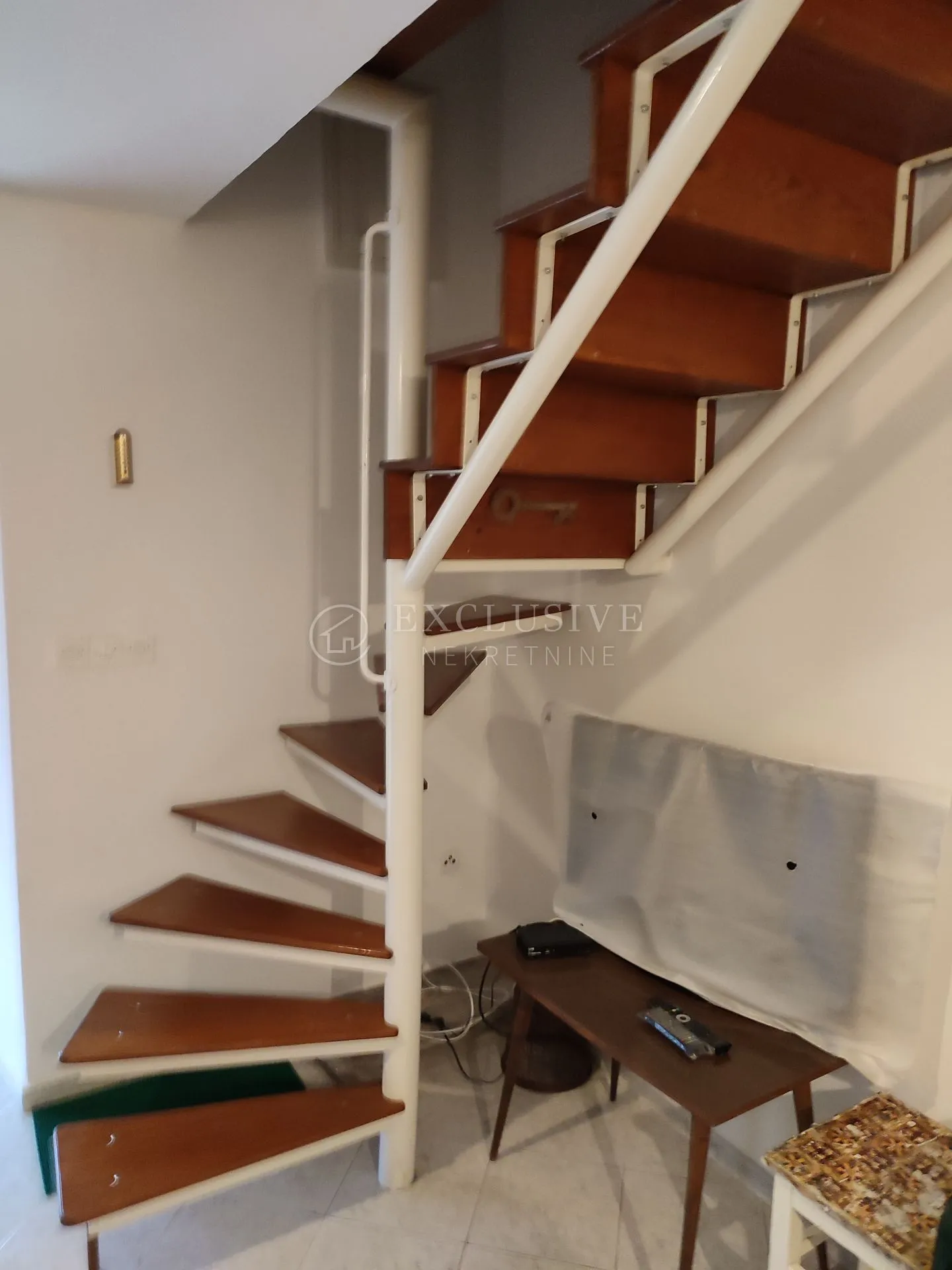 krk-jurandvor - dvoetažni apartman + zaseban apartman, terasa, vrt, parking - slika 25