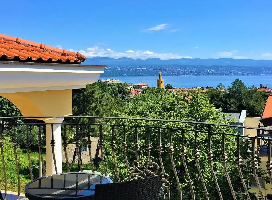 lovran prekrasna villa s bazenom blizu mora - slika 5