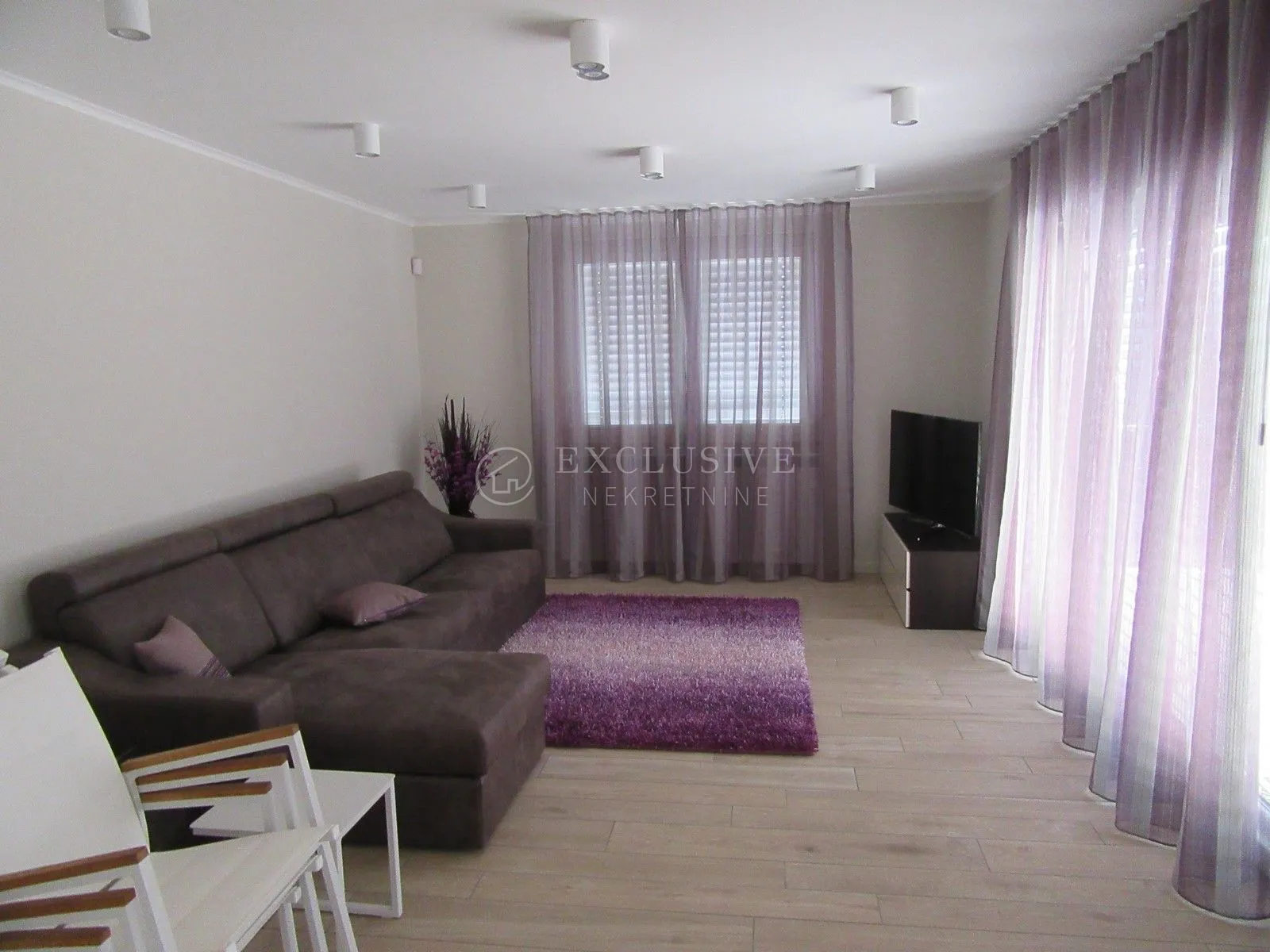 opatija-poljane-prekrasna obiteljska villa sa bazeom i video nadzorom- - slika 12