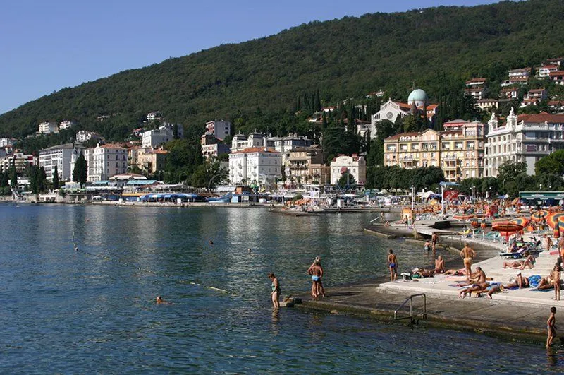 opatija 1 red do mora - exclusivna villa uz more - slika 69