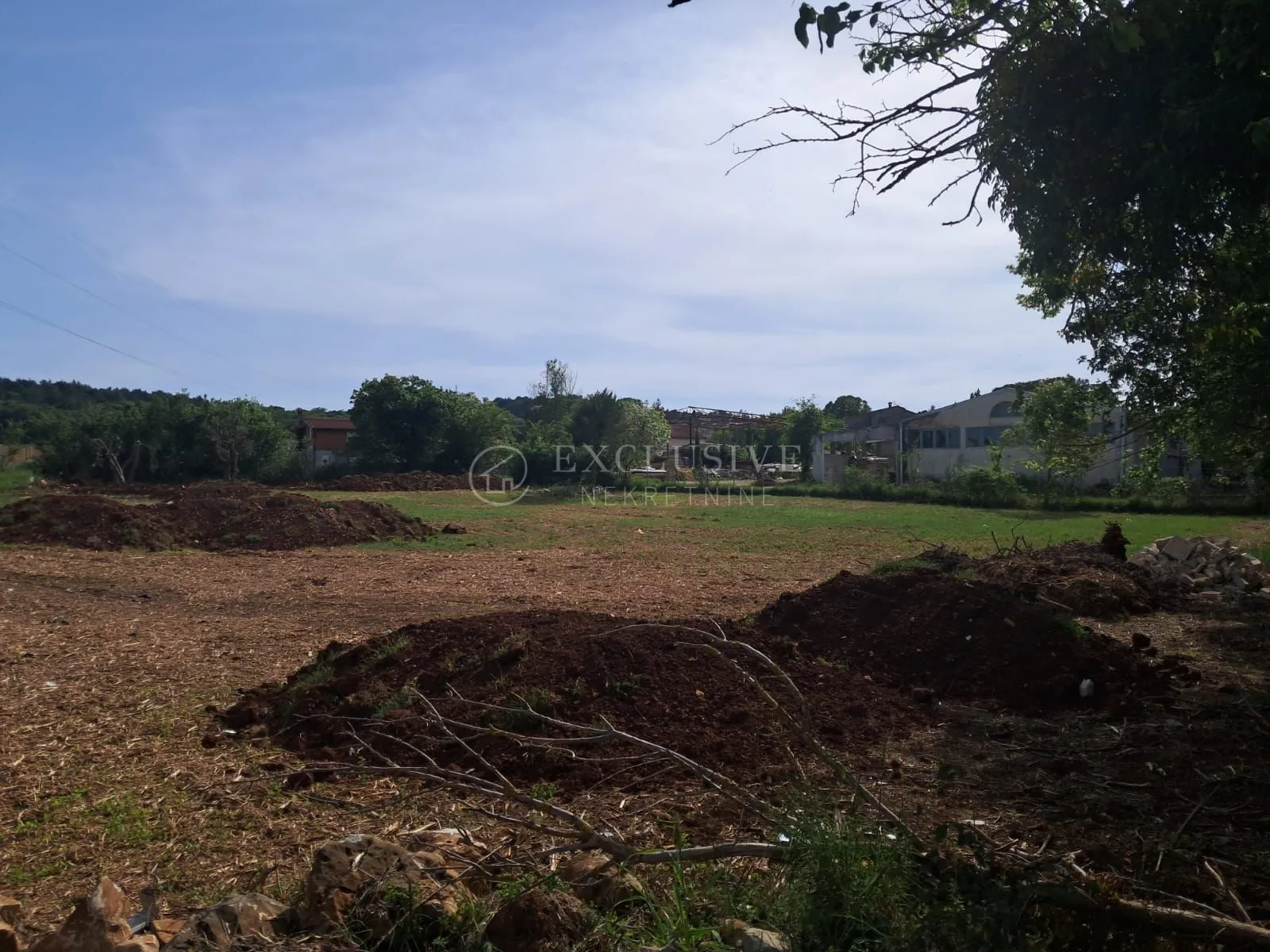 rovinj, rovinjsko selo, građevinsko-poslovni teren 1560 m2 - slika 2