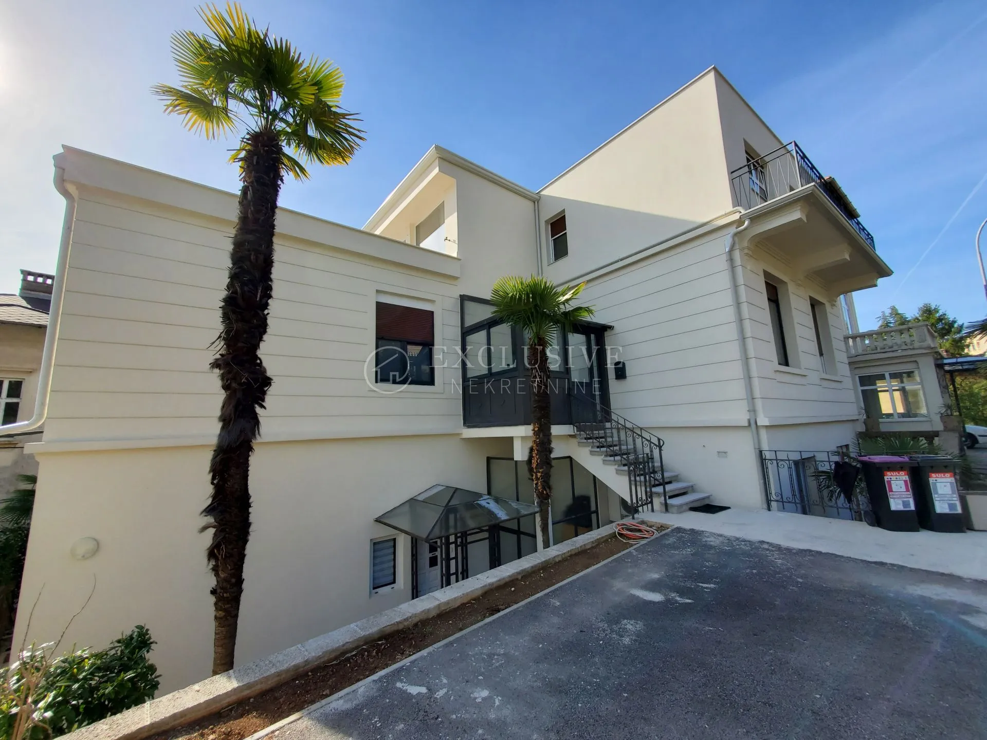 opatija-centar stan u vili 200m2 s parkingom - slika 3