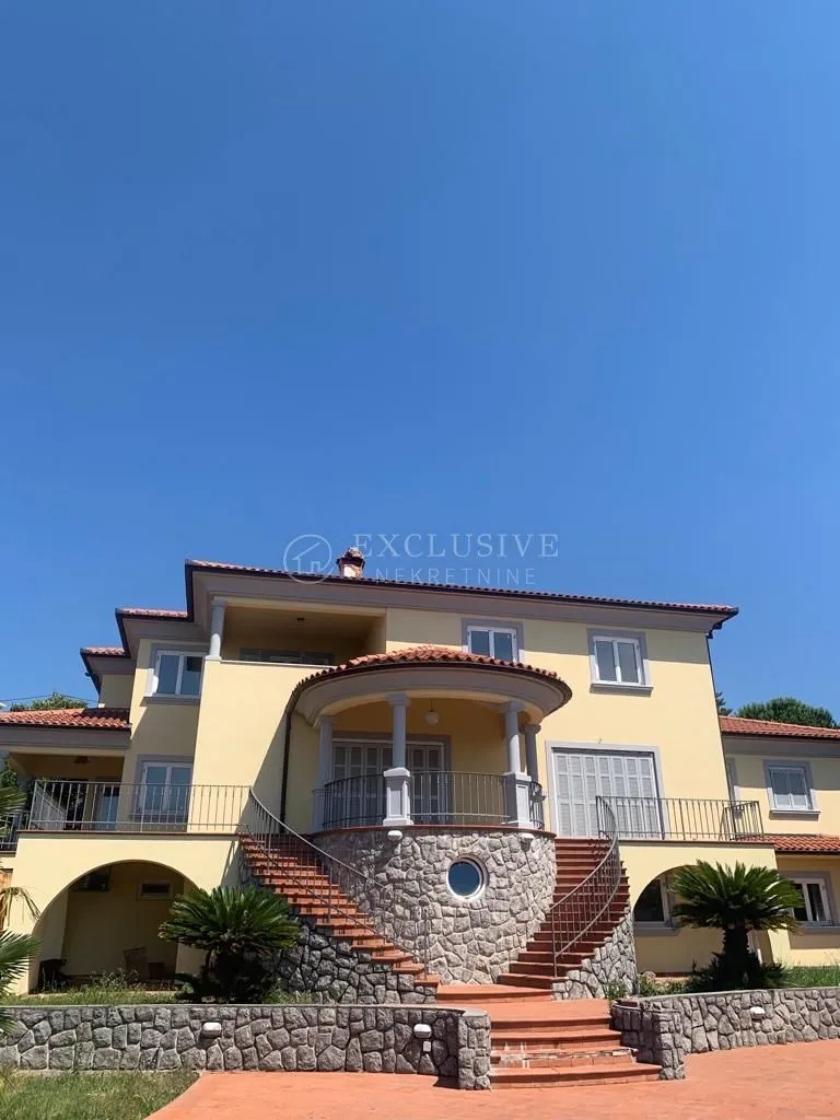 opatija - pobri vila s predivnim pogledom na more !! - slika 4