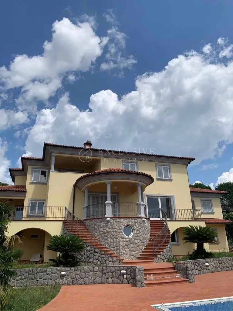 opatija - pobri vila s predivnim pogledom na more !! - slika 2