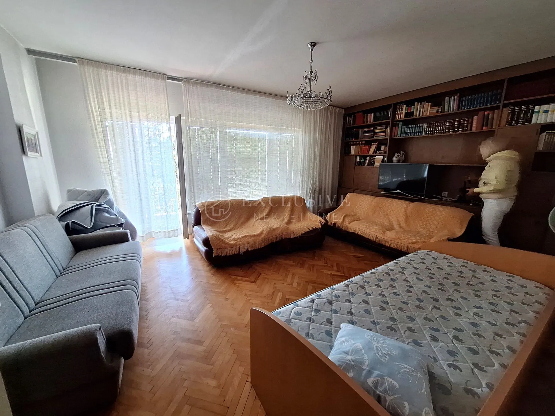 selce - vila na odličnoj lokaciji - slika 15