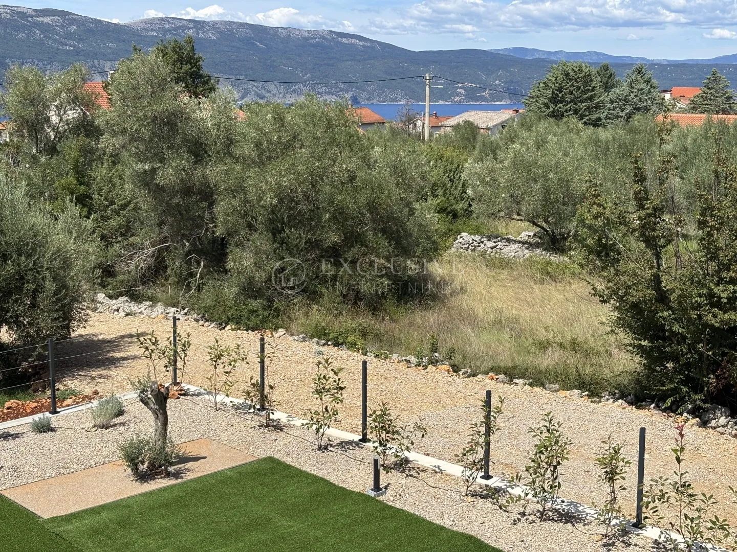 otok krk - samostojeća vila s pogledom na more - slika 19