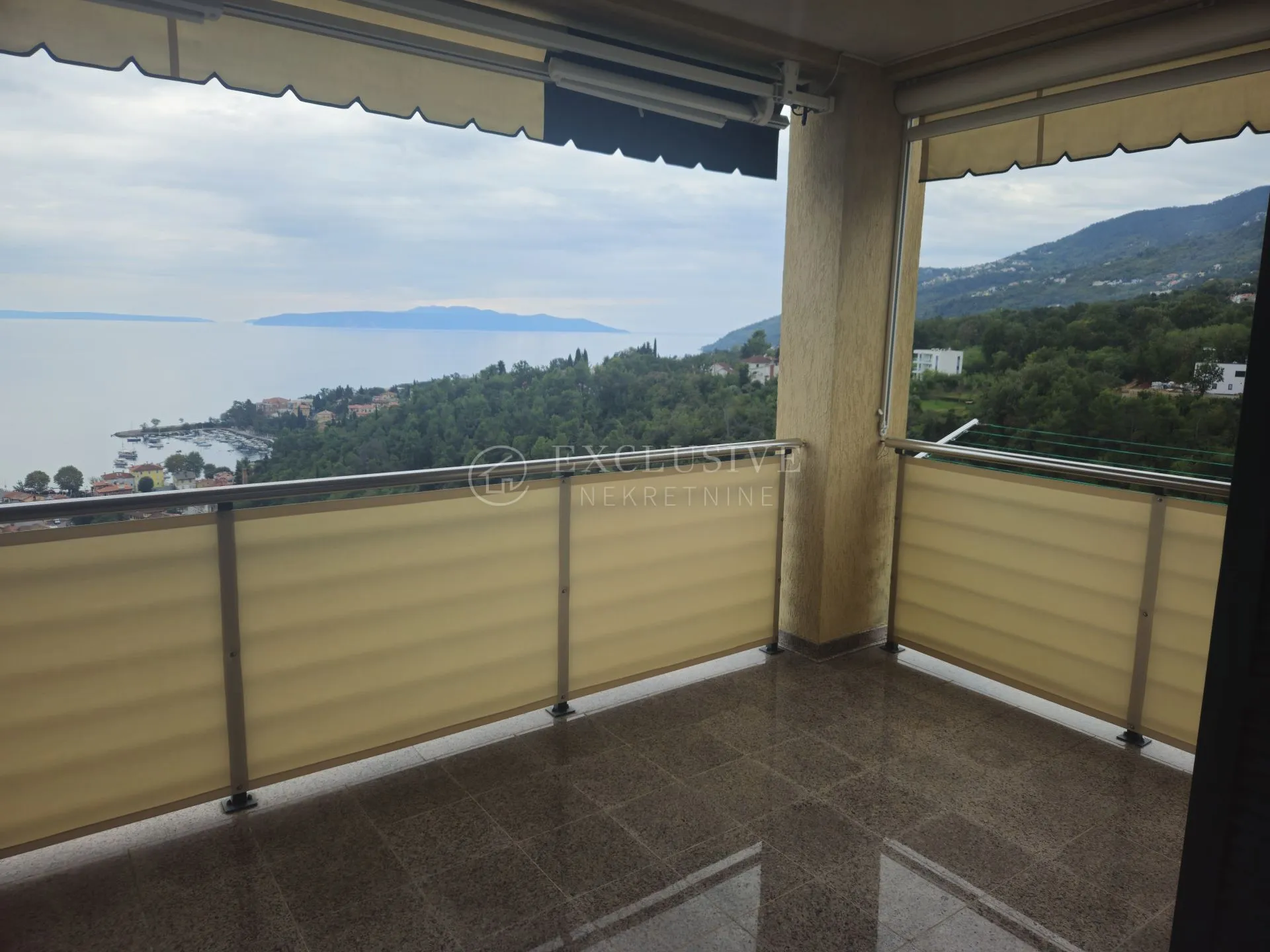 ičići-stan s garažom na 2 katu- preporučamo - slika 15