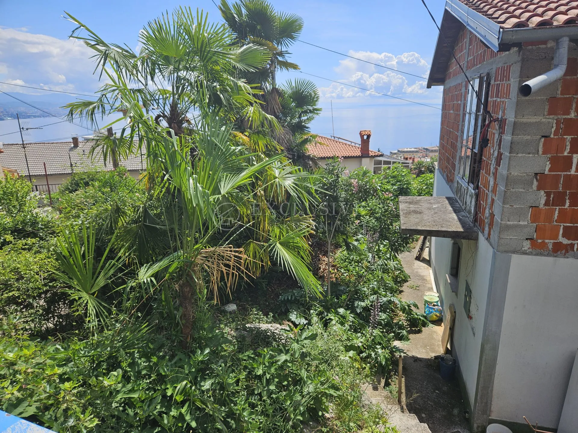 sniženo!!opatija-samostojeća kuća sa prekrasnim pogledom na more - slika 4