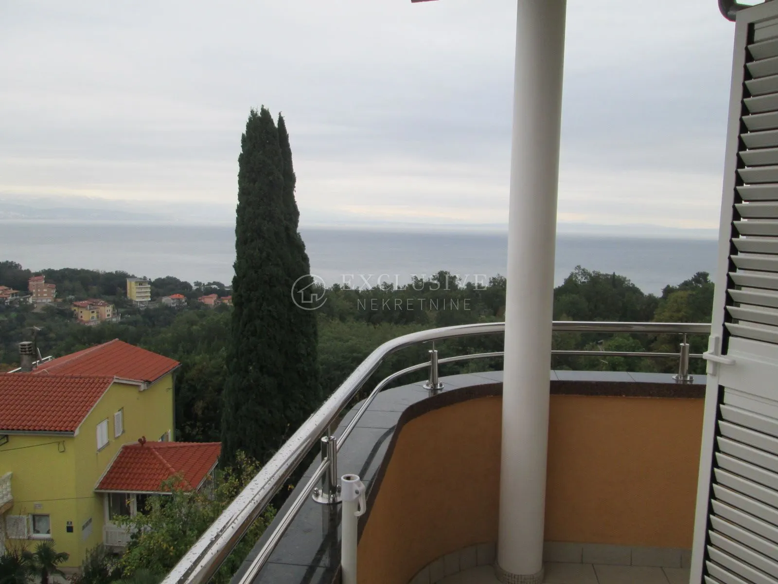 opatija-okolica-ika-opric - nov i ugodan dvoetazni stan - slika 2