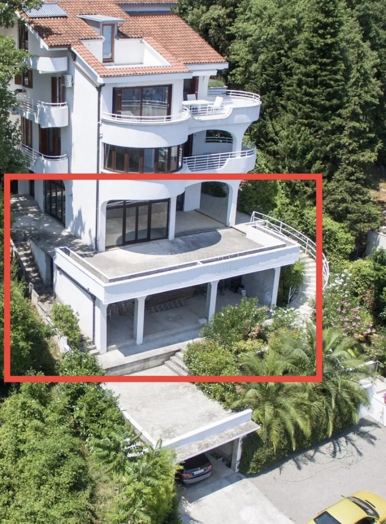 opatija - dvoetažan stan u vili- roh bau - panoramski pogled - parking - slika 6