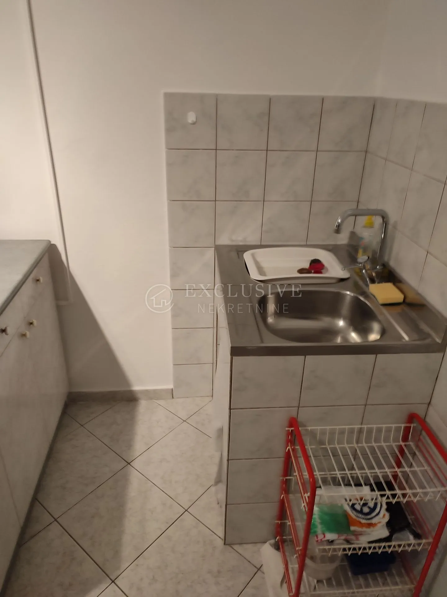 krk-jurandvor - dvoetažni apartman + zaseban apartman, terasa, vrt, parking - slika 23