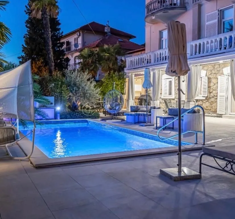 crikvenica - luksuzna villa s bazenom blizu mora - slika 6