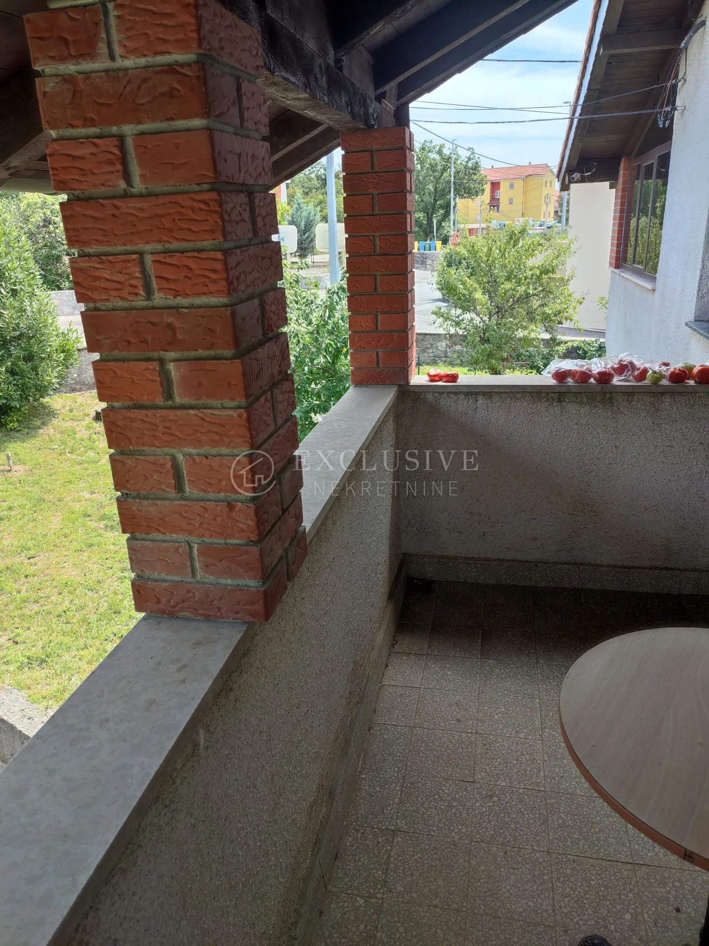 viškovo-dobra i prostrana kuća - slika 33