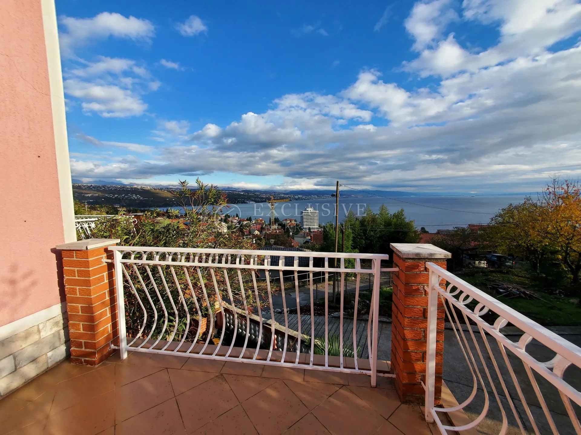 opatija kuća s predivnim pogledom i četiri stana - slika 3