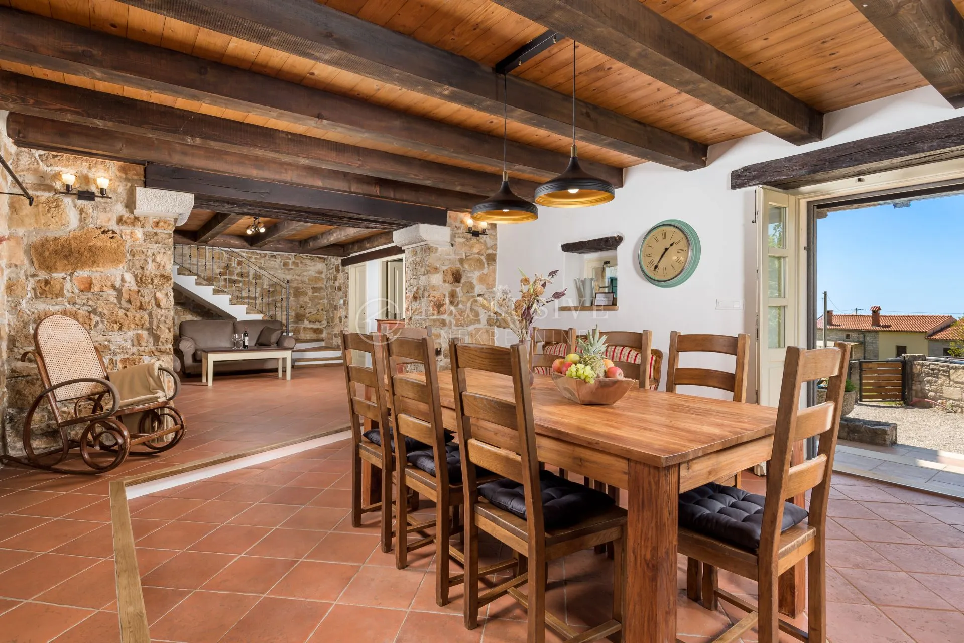 istra, tinjan - prekrasna kamena vila s bazenom - slika 42