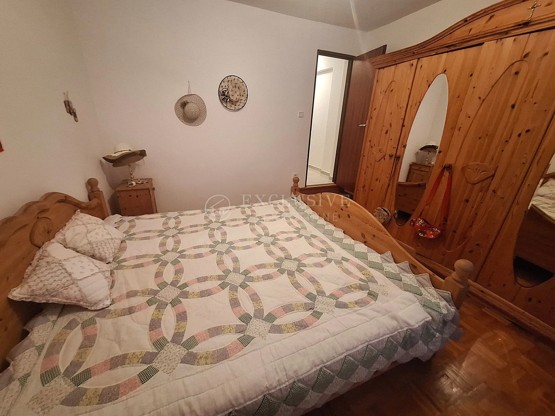 jadranovo - apartmanska vila s bazenom - slika 8