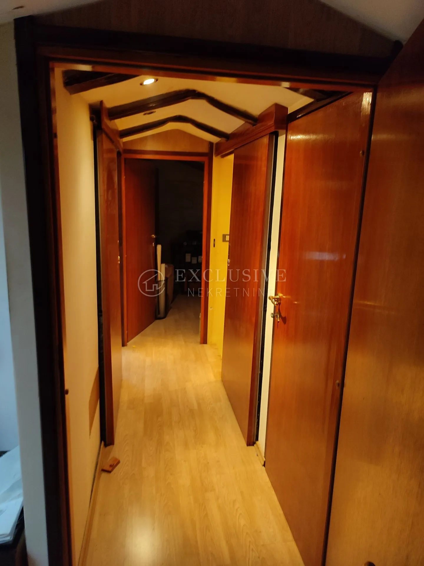 lovran - dvoetažni stan od 101m2 - slika 35