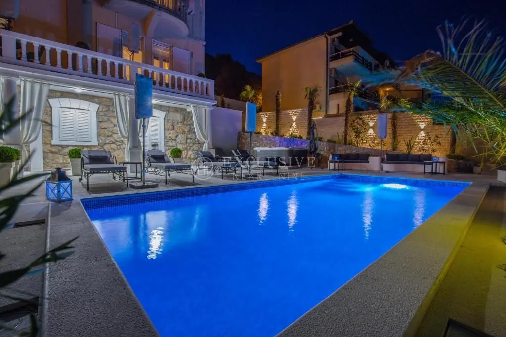 crikvenica - luksuzna villa s bazenom blizu mora - slika 4