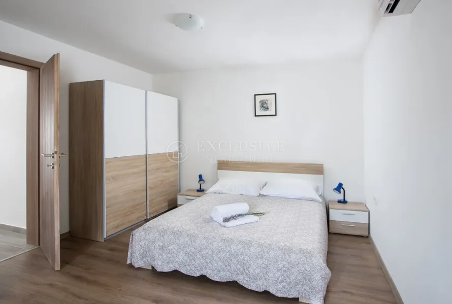 ičići dvoetažni stan 136m2 - slika 4