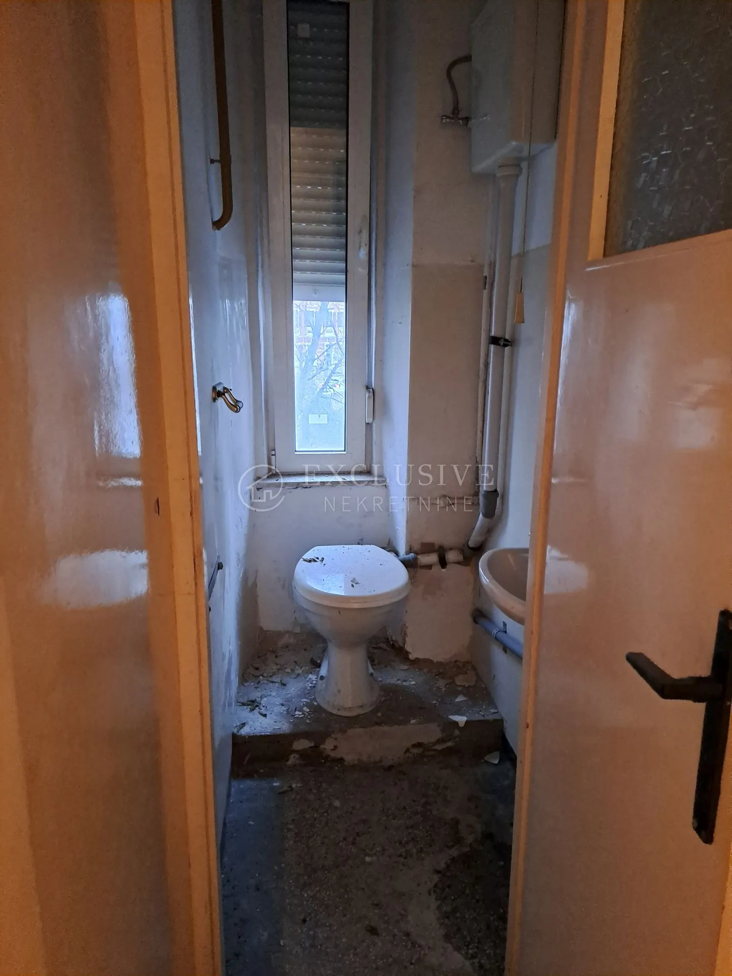 rijeka, krimeja, 3s+db 87m2 s pogledom na more - slika 21