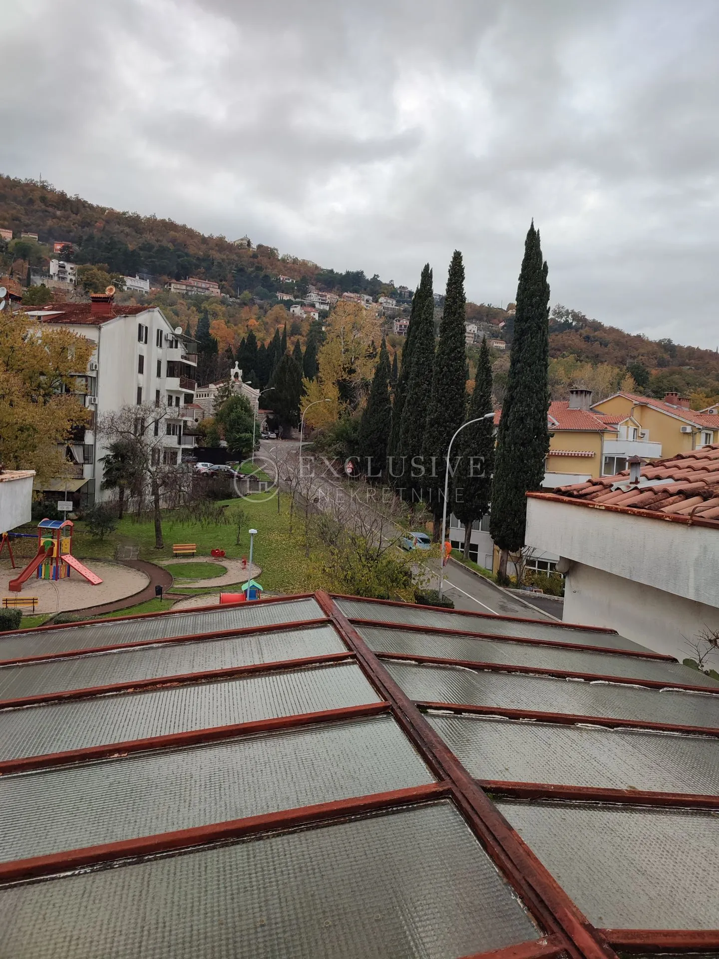 lovran - dvoetažni stan od 101m2 - slika 32