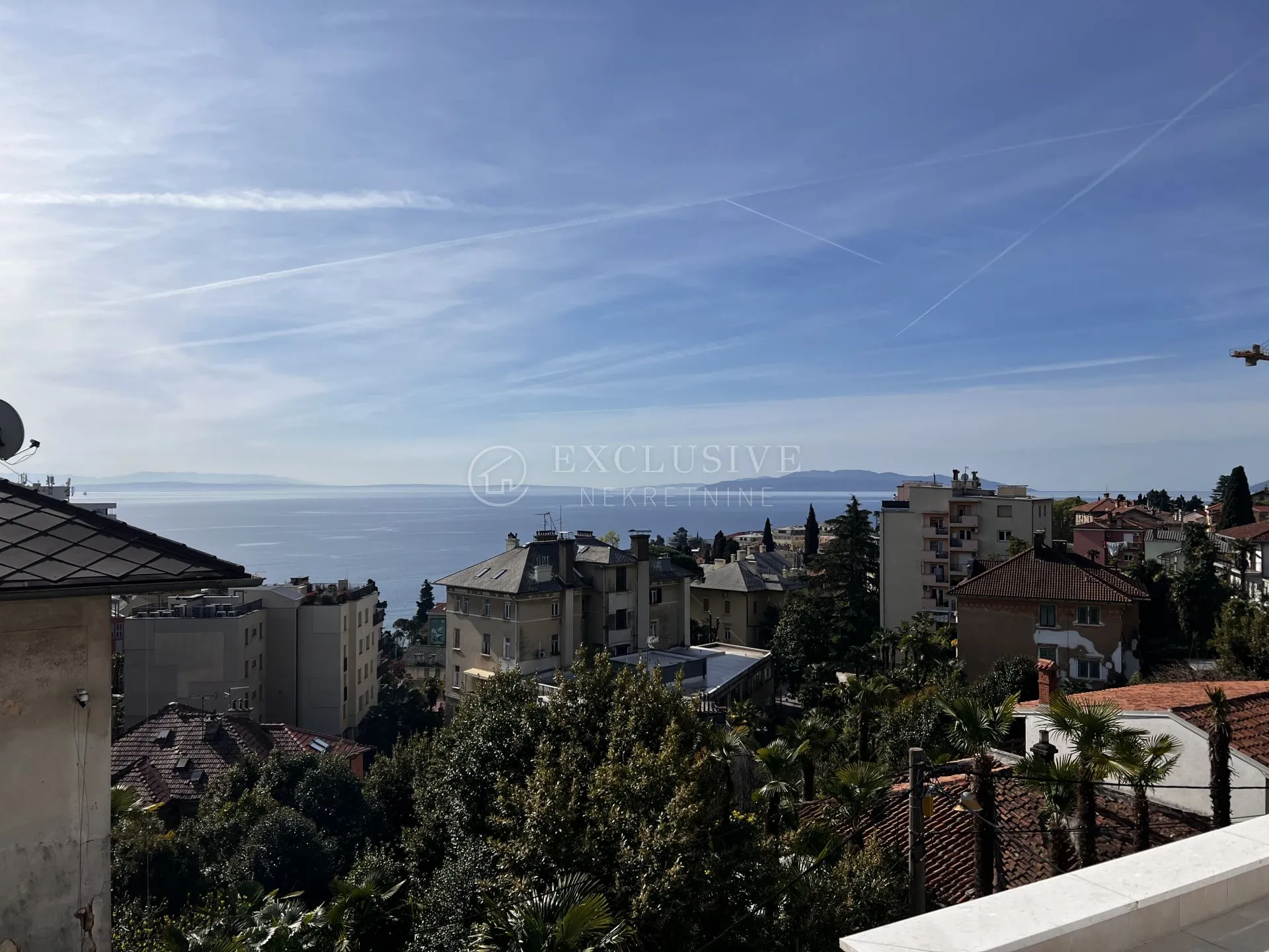 opatija-centar stan u vili 200m2 s parkingom - slika 6