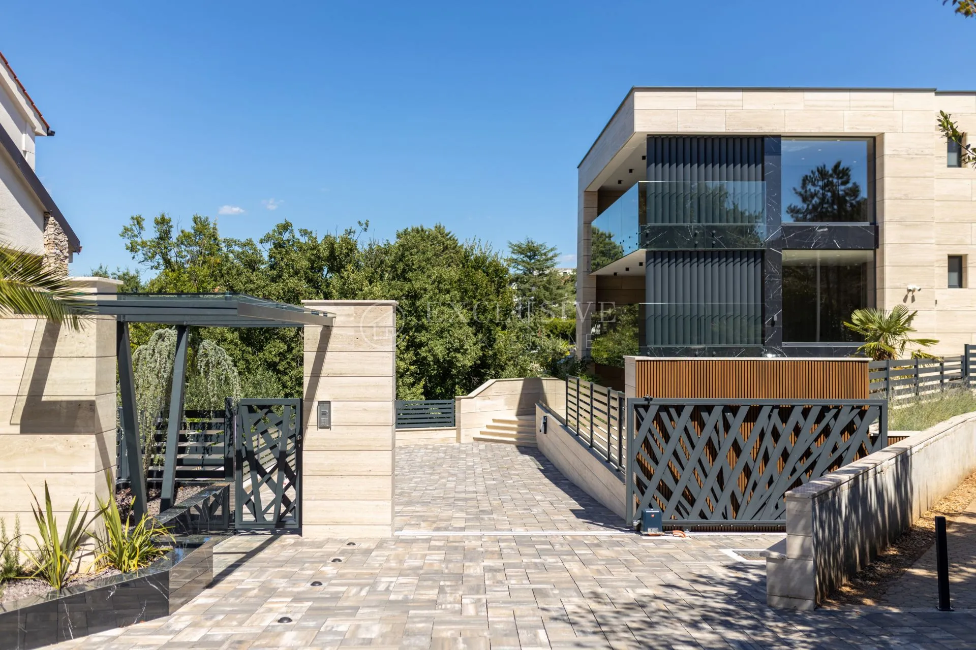 otok krk, malinska - luksuzni penthouse s vlastitim bazenom ! - slika 2